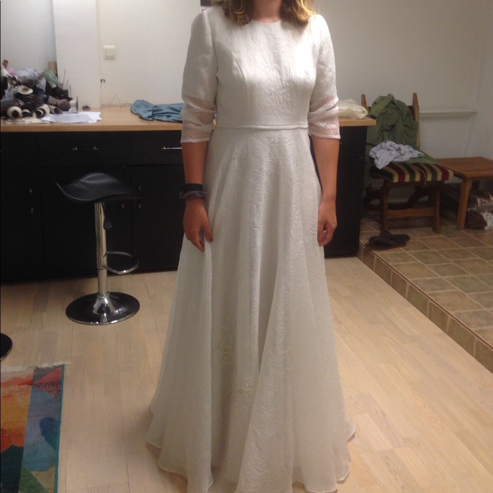 wedding dress